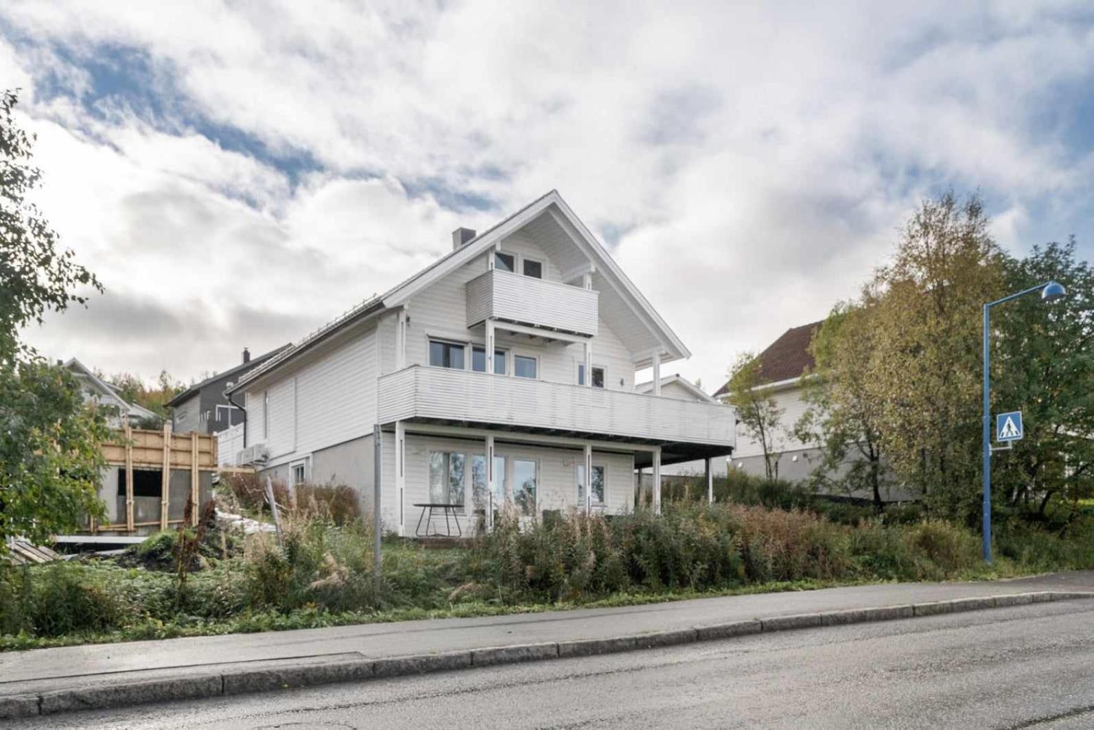 Lovely 4 Bedroom House With The View Of Aurora Casa vacanze Tromsø